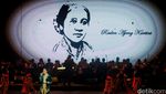 Aksi Sundari Soekotjo di Konser 40 Tahun Berkarya