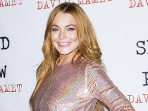 Lindsay Lohan Korbankan Liburan Tahun Baru untuk Bantu Pengungsi Suriah