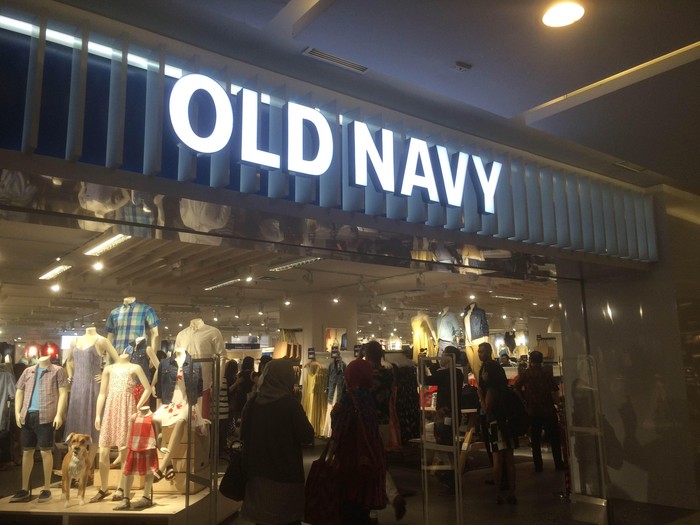 Retailer Fashion Asal Amerika Old Navy Hadir Perdana di Jakarta