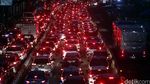 Arus Lalin Sudirman Macet, Begini Penampakannya