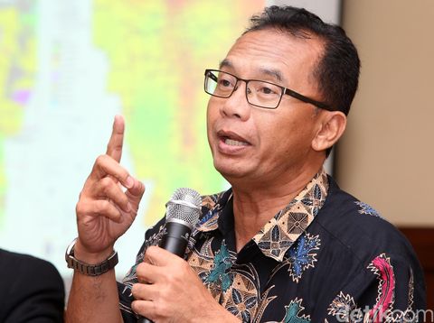 Pengamat Tata Kota Universitas Trisakti  -- Pengamat tata kota dari Universitas Trisakti Yayat Supriatna dalam sebuah diskusi di Jakarta, Jumay (22/4/2016)