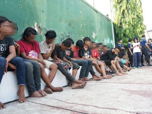 Diduga Rampas Ponsel Milik Santri, Gerombolan Anak Punk DIsergap Polisi