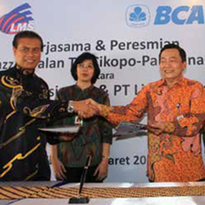 Wah, Bayar Tol Lebih Praktis dengan Kartu Flazz!