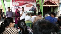 Sandiaga Uno juga menghadiri diskusi bersama Forum Masyarakat Cinta Jakarta.