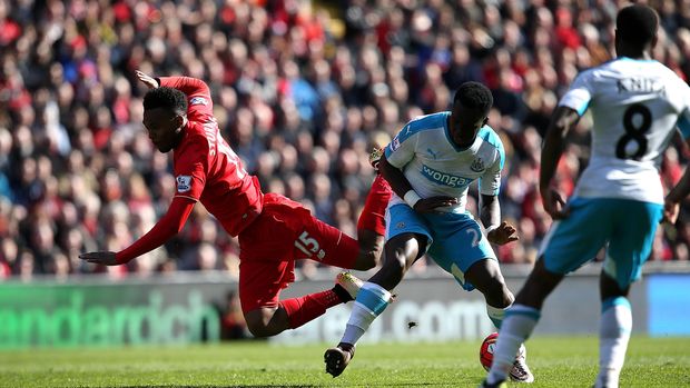 Eks pemain Newcastle United Cheik Tiote mengalami serangan jantung saat latihan