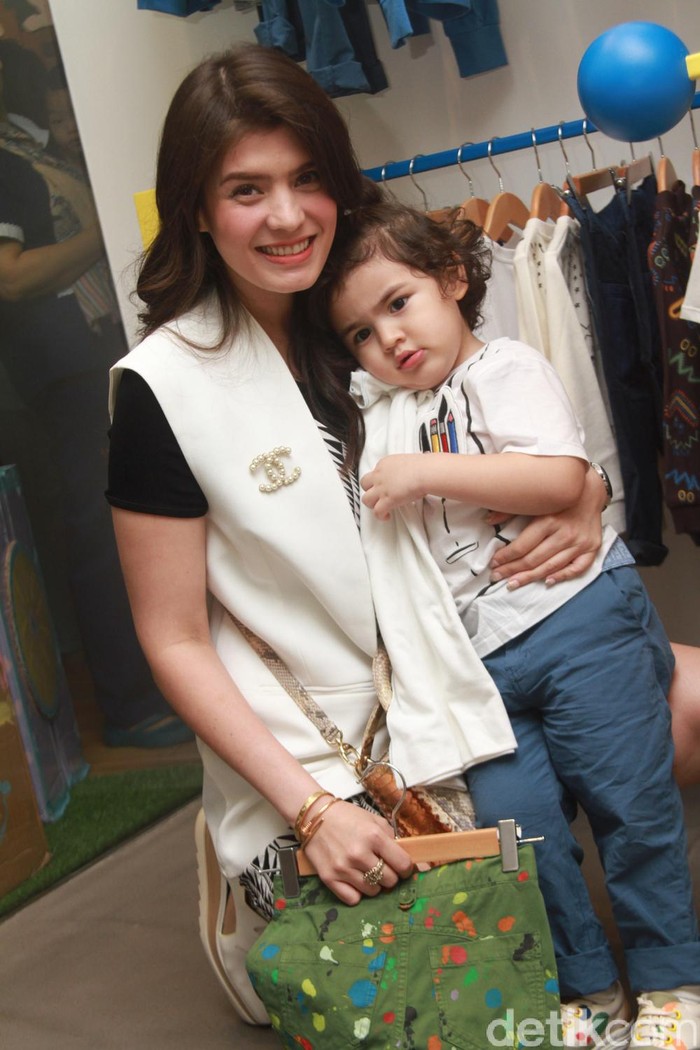 Carissa Putri Tak Mau Sembarangan Ambil Job bareng Anak