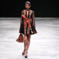 Defrico Audi. Indonesia Fashion Week 2016 at Jakarta Convention Center. Senayan. Jakarta. [Foto: Mohammad Abduh/Wolipop]