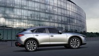 Mobil memiliki fitur seperti i-ACTIVSENSE advanced safety technologies, MZD Connect car connectivity system, auto-hold function, dan lainnya. Foto: Mazda