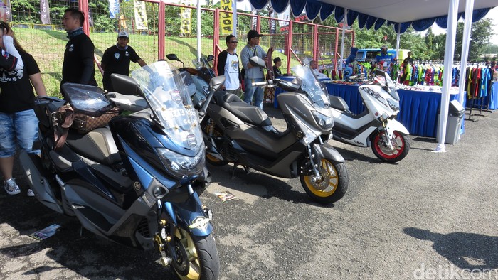 Motor modifikasi NMAX ditampilkan di Jambore NMAX di Sirkuit Sentul Minggu (24/4/2016).