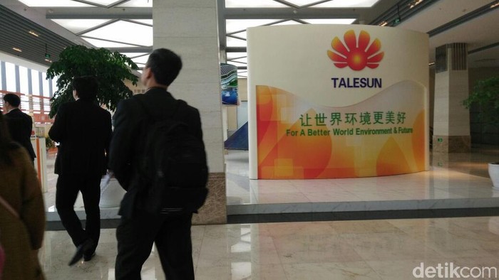 Mengintip Lokasi Pembuatan Perangkat Solar Power di China