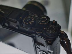 Tampang Jadul Olympus Pen-F