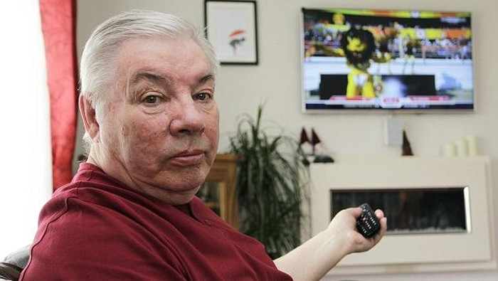 Alergi Listrik, Kulit Kakek Ini Jadi Merah Saat Menonton Televisi