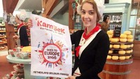 Selain kincir angin, pengunjung juga dapat melihat proses pembuatan keju. Belanda memang terkenal akan kejunya. Namun waktunya hanya sampai pukul 17.00 yakni sampai jam akhir berkunjung (Niken/detikTravel)