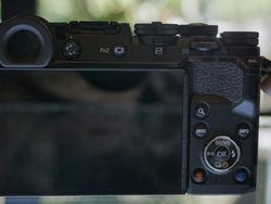 Tampang Jadul Olympus Pen-F