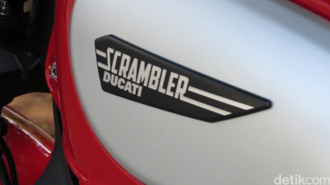 Menjajal Ducati Scrambler Icon Pertama di Indonesia