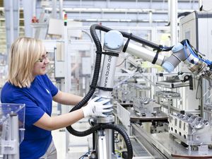 Ketika Robot Merintis Karir di Industri