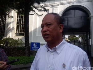Menristekdikti: Mahasiswa Tugasnya Belajar, Bukan Demo