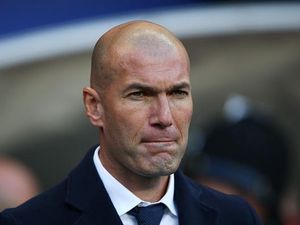 Apa Ini Alasan Zinedine Zidane Tidak Mau Latih MU?
