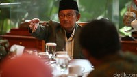 Pertemuan antara KEIN dengan Habibie membahas perkembangan ekonomi dan industri nasional dalam rangka roadmap kemajuan industri.