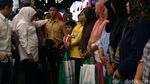 Mensos Serahkan Dana Program Keluarga Harapan