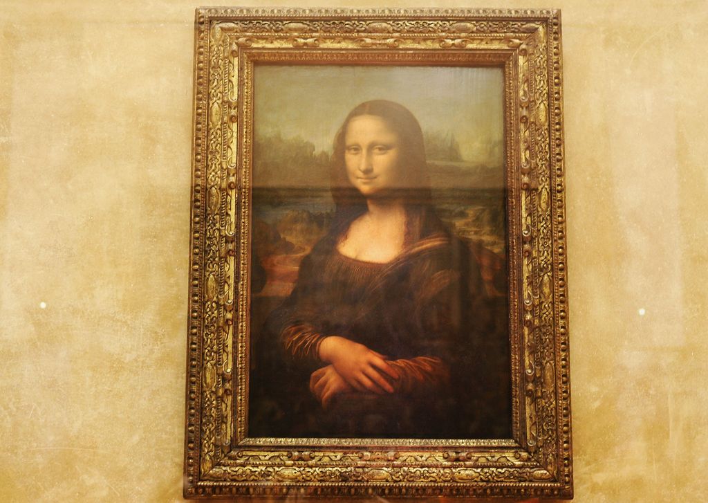 PARIS - AUGUST 24:  The famous Leonardo Da Vinci painting 