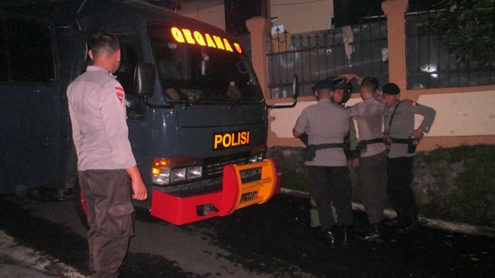 Gegana Amankan Tas Mencurigakan di Gondang Timur Semarang