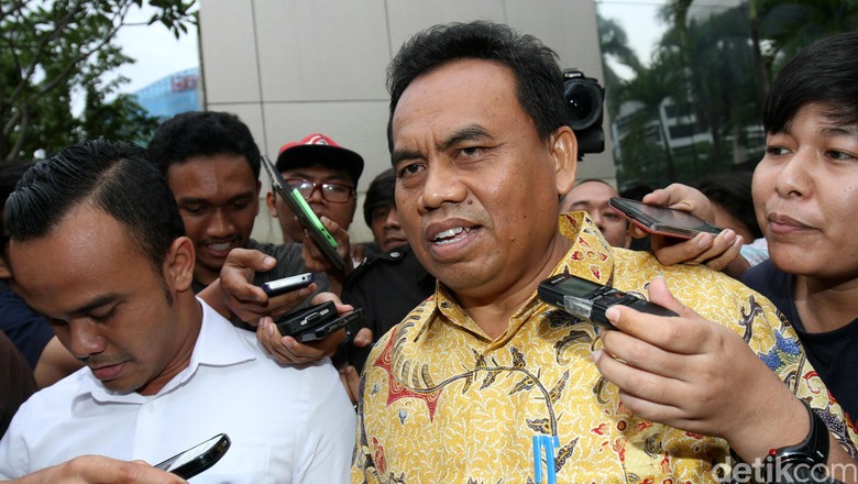 Banyak Bangunan di Bantaran Ciliwung, Sekda: Ini Salahnya Pembiaran Banyak Bangunan di Bantaran Ciliwung, Sekda: Ini Salahnya Pembiaran