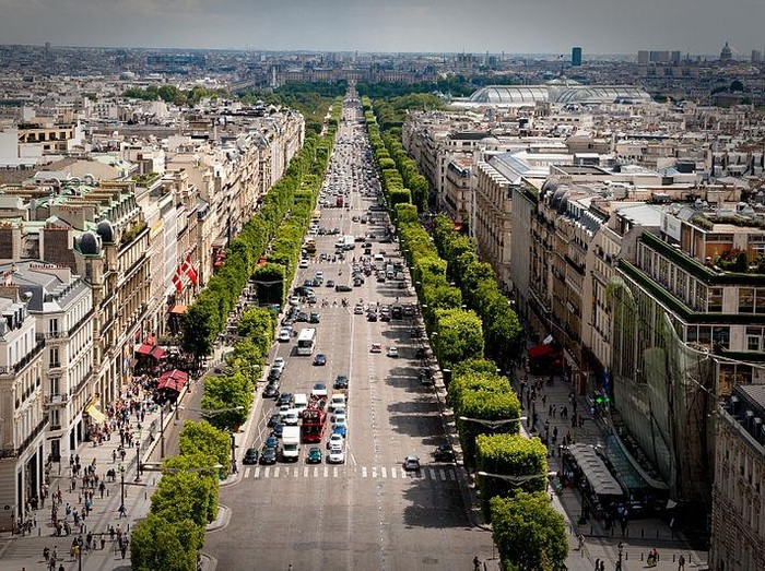 Selamat Tinggal Mobil dan Motor, Paris Larang Kendaraan Lewat Jalan Ini