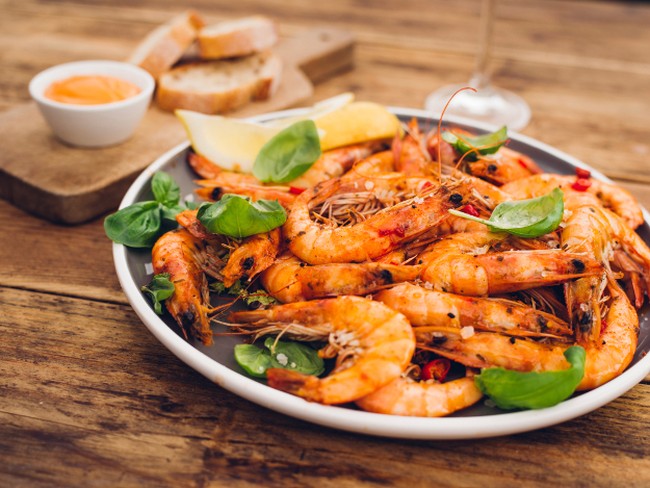 Lagi Berlibur di Anyer? Yuk, Jajan Seafood Segar di 6 Restoran Ini