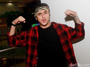 Ikutan Lelang Keperjakaan, Vicky Nitinegoro: Dimulai dari Nol Ya