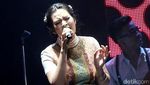 Ngegalau Bareng Raisa