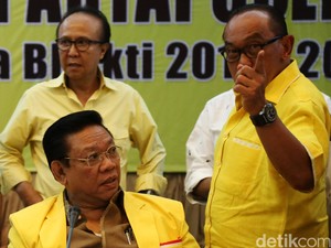 Diminta Jadi Ketua Dewan Pembina Golkar, Ical Bersedia