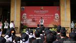 Ahok Lepas Petugas Sensus Ekonomi