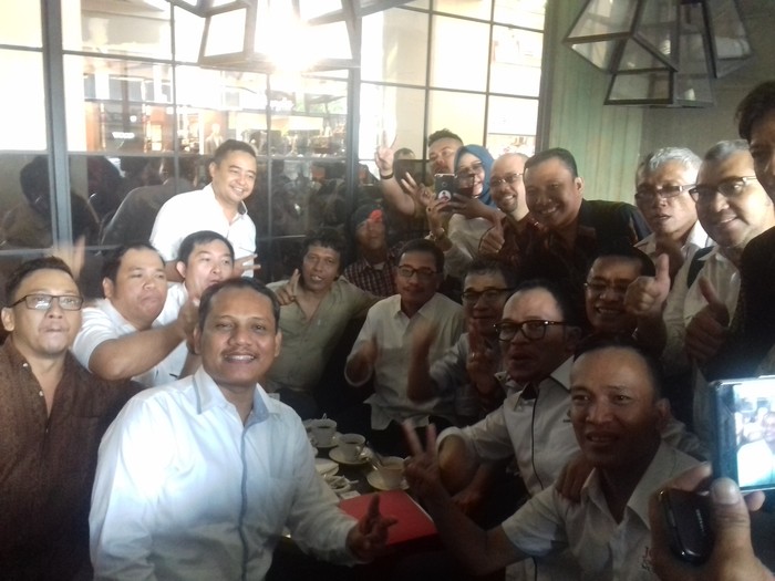 Suasana Santai Saat 3 Menteri Kumpul-Kumpul di Acara Relawan Jokowi