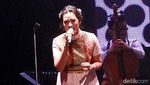 Ngegalau Bareng Raisa
