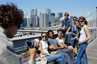 Penting! Gadget yang Perlu Dibawa Saat Liburan