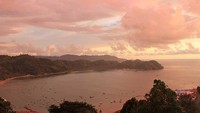 Dari Painan, hanya dibutuhkan waktu 15 menit untuk mencapai Bukit Langkisau. Harap diingat, jalan menuju Bukit Langkisau cukup terjal. Pastikan kendaraan dalam kondisi prima sebelum naik (Randy/detikTravel)