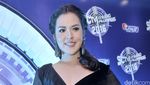 Raisa Menawan Dibalut Gaun Hitam