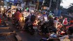 Kemacetan di Perlintasan KA Kramat Sentiong