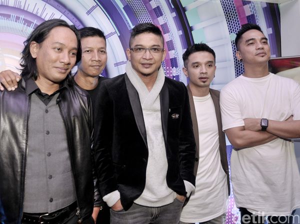 Soal Ungu yang Pernah Dikabarkan Jadi Band Pemuja Setan
