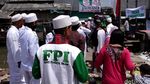 Bermain di Reruntuhan Kampung Luar Batang