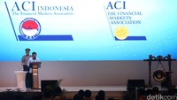 JK memberikan sambutan dalam acara The 55th ACI - Financial Market. 
