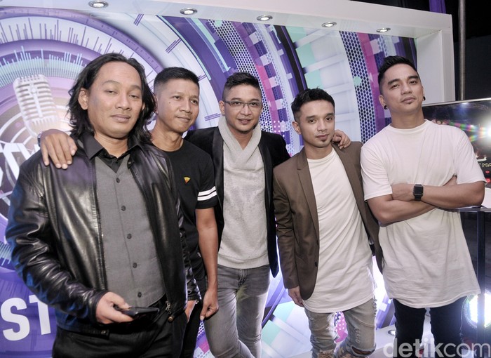 Pasha & Ungu Pasha & Ungu di SCTV Music Awards 2016