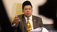 Fahri menggelar jumpa pers di press room DPR, Komplek Parlemen, Senayan, Jakarta, Jumat (29/4/2016).