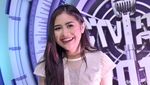 Senyum Sumringah Prilly Latuconsina
