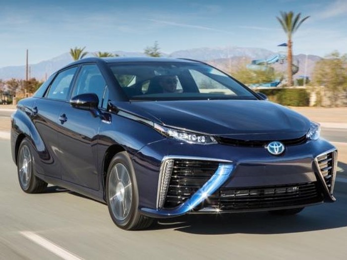 Toyota Bakal Jual Mobil Hidrogen Murah?