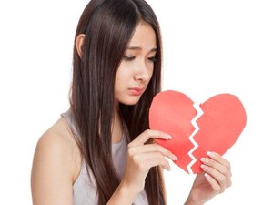 Cara Menghadapi Pria yang Menggantungkan Hubungan