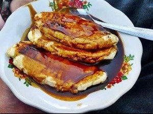 Pisang Epe Jadi Camilan Manis Saat Berkunjung ke Pantai Losari
