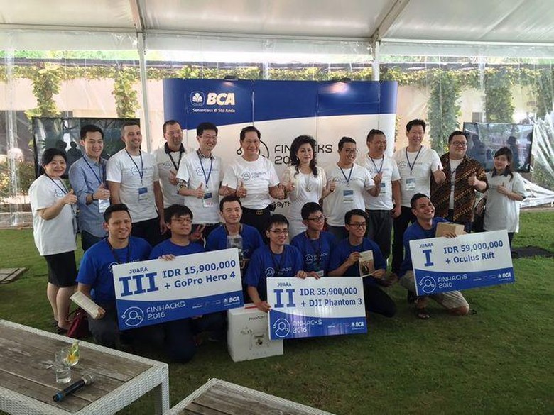 Dalam 24 Jam, Aplikasi Pembayaran Inovatif Tercipta di Finhacks 2016 (1) Dalam 24 Jam, Aplikasi Pembayaran Inovatif Tercipta di Finhacks 2016 (1)