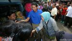 Sandiaga Uno Blusukan di Pasar Kebon Pala
